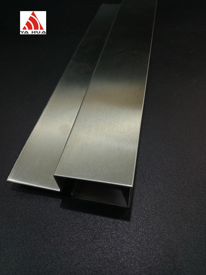 Stainless steel tile brush profile