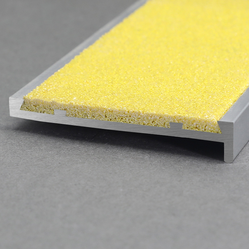 Aluminium Yellow Carborundum Insert Outdoor Stair Nosing FSW3