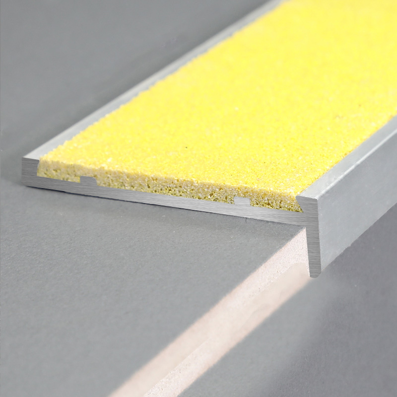 Aluminium Yellow Carborundum Insert Outdoor Stair Nosing FSW3